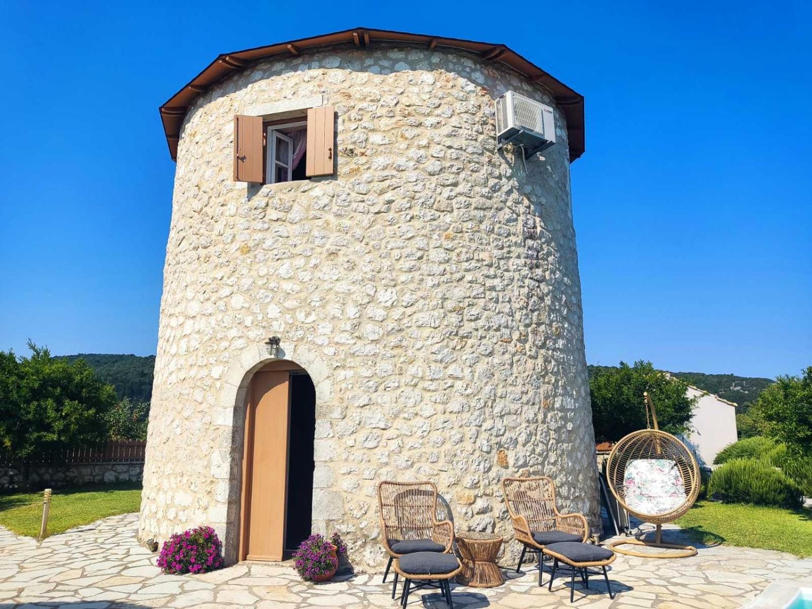 Anemomilos Villa