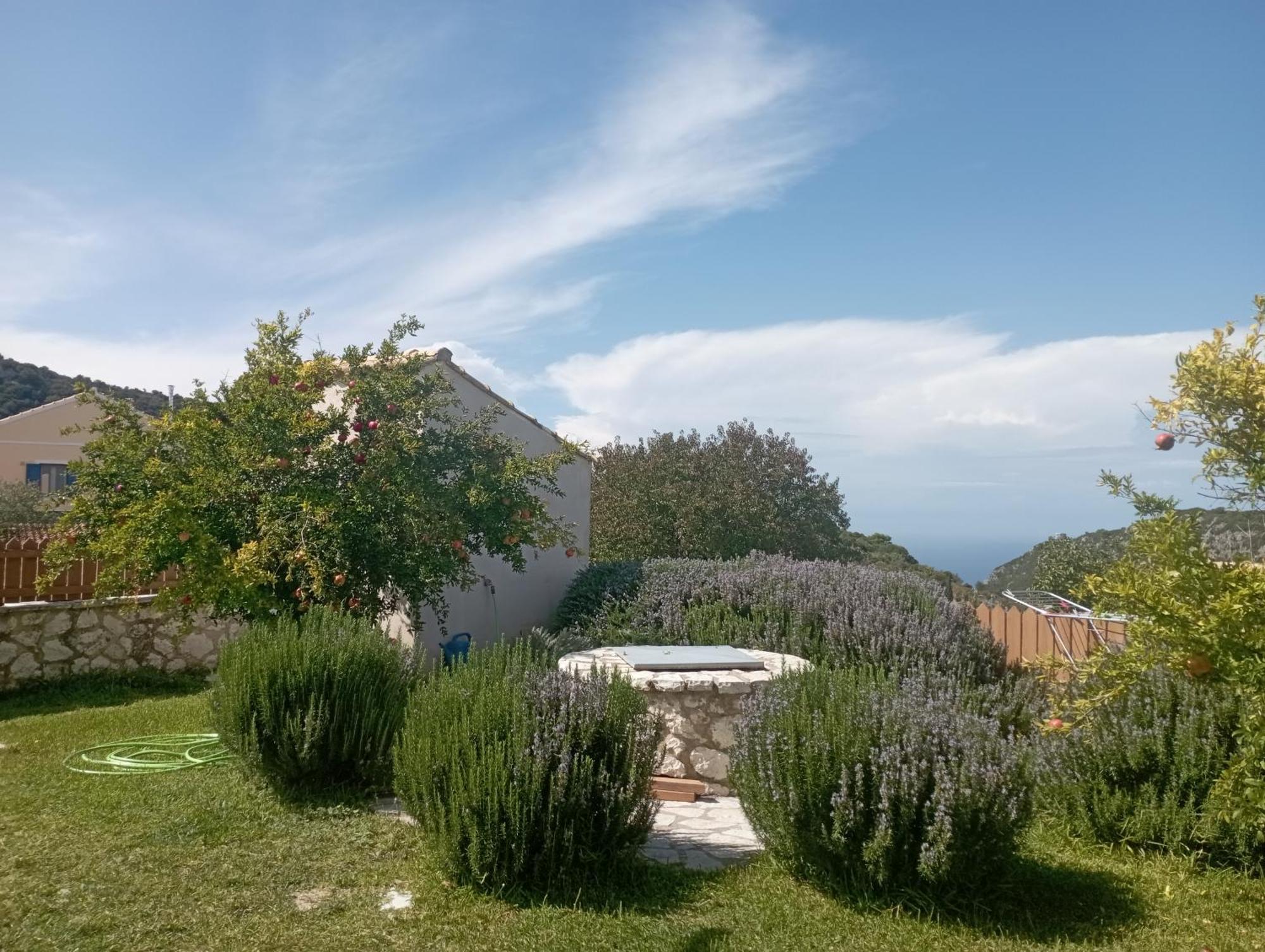 Villa Anemomilos *